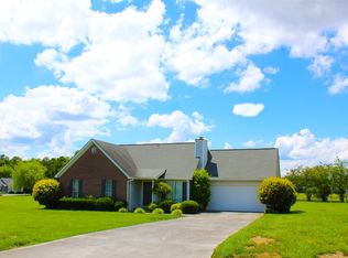 100 Field View Dr NE, Calhoun, GA 30701