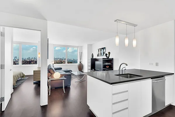 Rented by Nest Seekers International | media 1