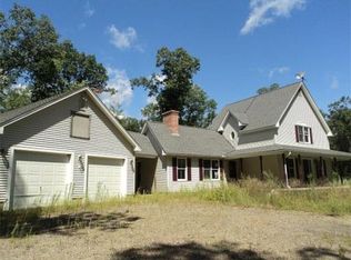 2018 Greenwich Rd, Hardwick, MA 01082