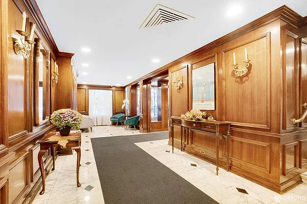 Sold by Oxford Property Group | media 8