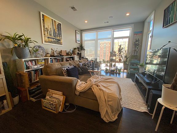 2nd image of 3226 North Clark #6E