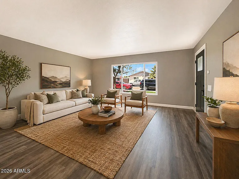 8201 E Whitton Ave — Photo 3