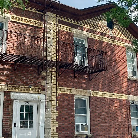 Pleasant Pl — Photo 2