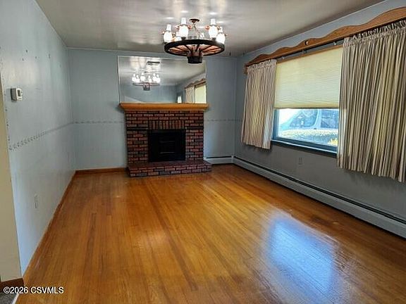 2nd image of 2259 Park Rd