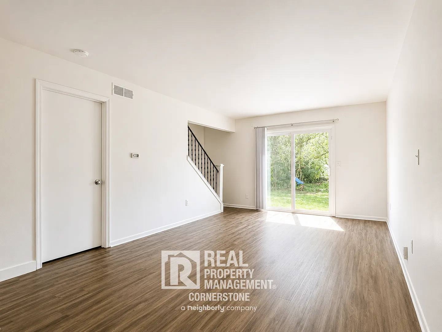 Welcome to Hickory Hills Apartments — Photo 4