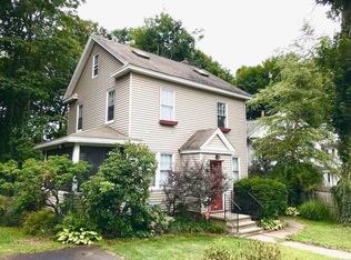 246 Goffe Ter, New Haven, CT 06511