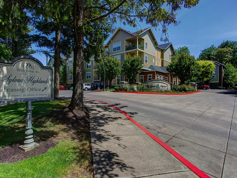 Commons at Sylvan Highlands Apartments — Photo 1
