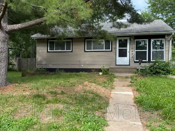 10432 Balmoral Dr, Saint Louis, MO 63137