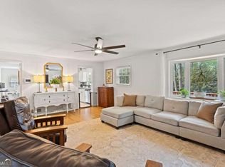 2624 Peeler Rd, Dunwoody, GA 30360