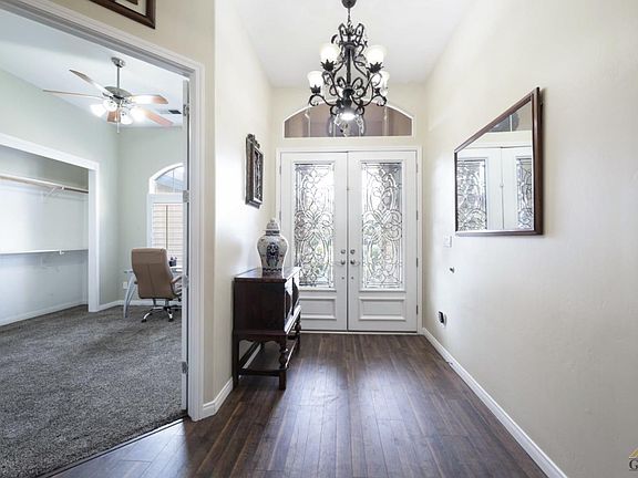 5th image of 15629 Chateau Montelena Dr