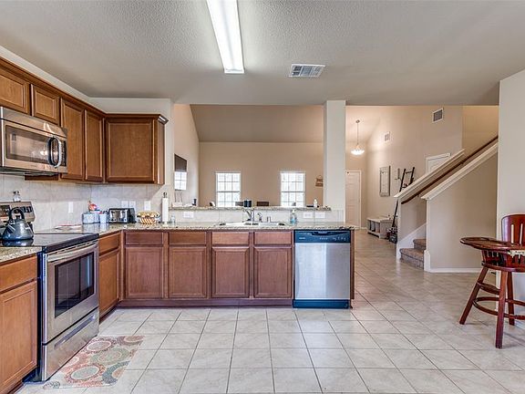 5th image of 2362 San Marcos Dr
