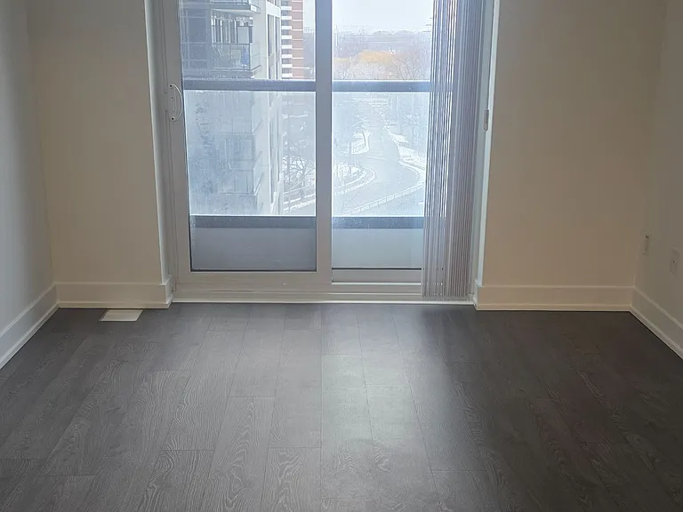 7 Mabelle Ave #707 — Photo 16