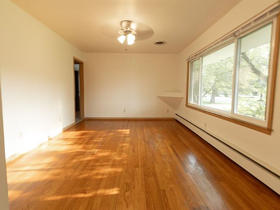 4th image of 1507 E Nifong Blvd #3809