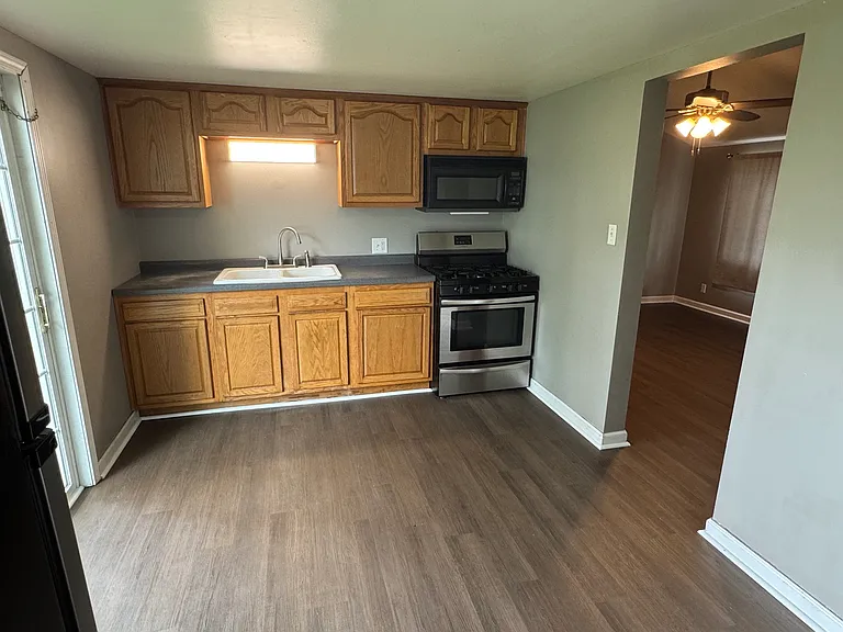 1712 S Oakdale Dr — Photo 4