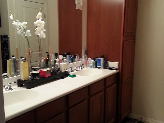5th image of 22919 Mariposa Ave Unit 807