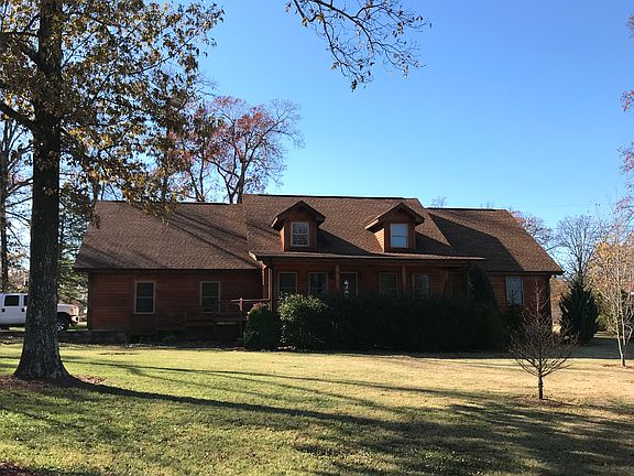 2nd image of 233 Estate Lake Dr