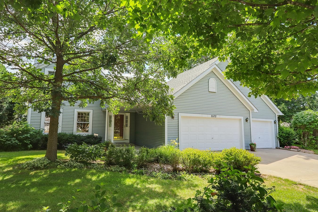 5572 Jenni Ln, White Bear Township, MN 55110 Zillow