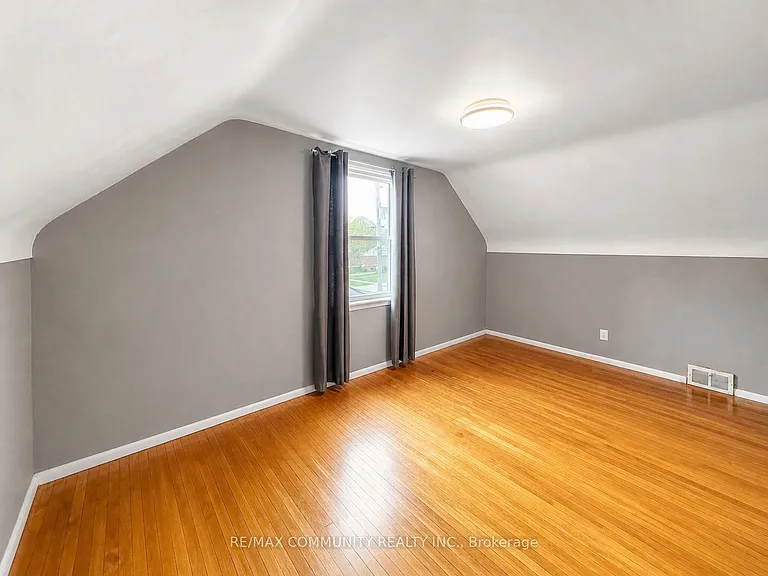386 Whitney Ave #MAIN — Photo 21