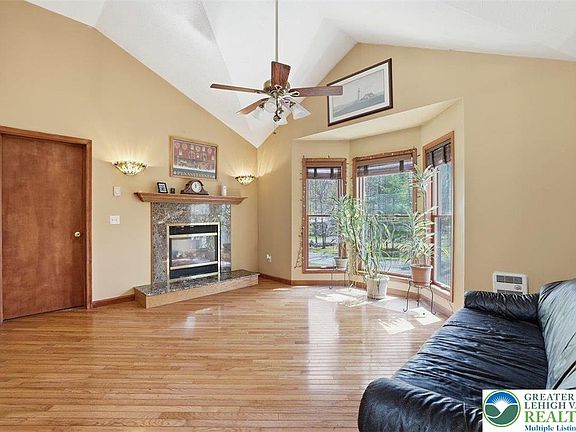 4th image of 338 Fernwood Dr
