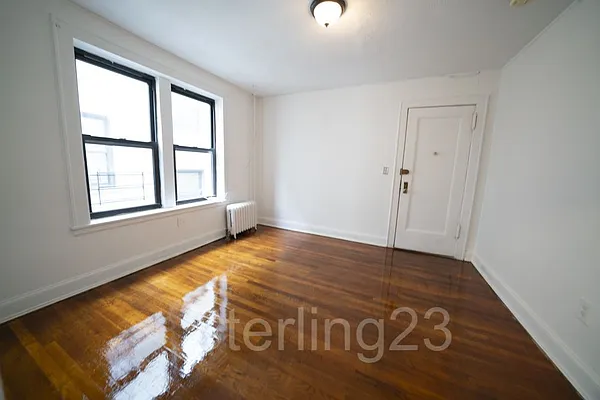 Rented by Sterling Realty Solution Inc | media 3