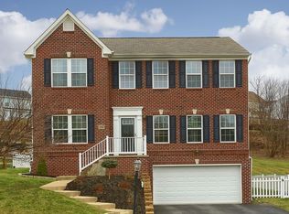 174 Broadstone Dr, Mars, PA 16046