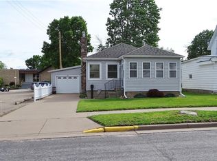 510 2nd Ave W, Durand, WI 54736