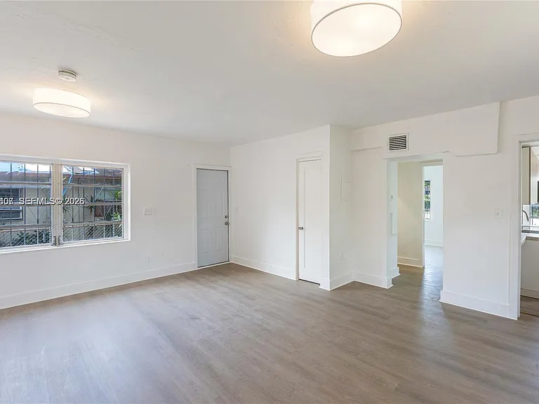 8031 NW 12th Ct #8031 — Photo 5
