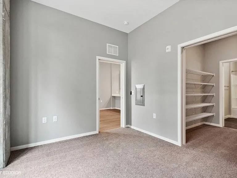 Lago Apartments — Photo 201