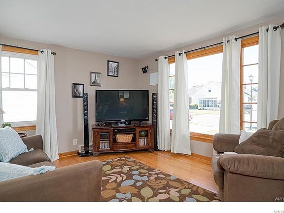 2nd image of 60 Sunnydale Dr
