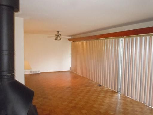 5th image of 2716 S Briarwood Dr W
