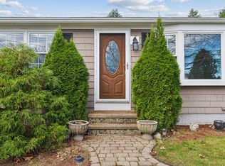 63 Gendron Dr, Wells, ME 04090