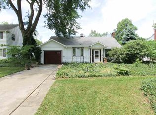 1229 Somerset Ln, Fort Wayne, IN 46805