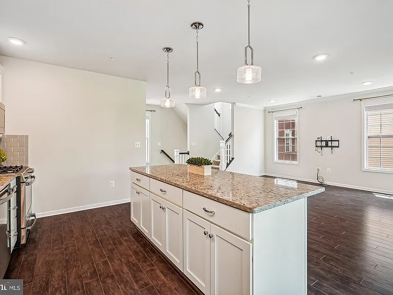 23265 Milltown Knoll Sq #101 — Photo 6