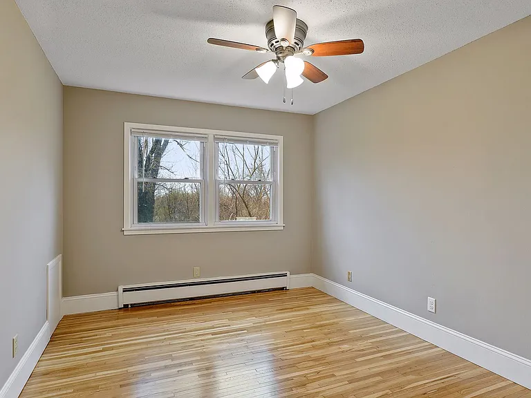 1349 Pennsylvania Ave — Photo 51