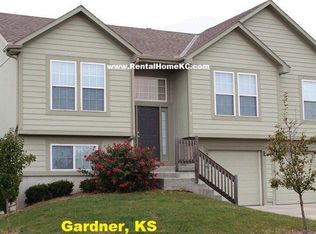 29160 W 184th St, Gardner, KS 66030