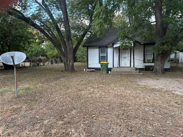 302 Mulberry Ave, Hubbard, TX 76648