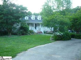101 W T Ln, Easley, SC 29640