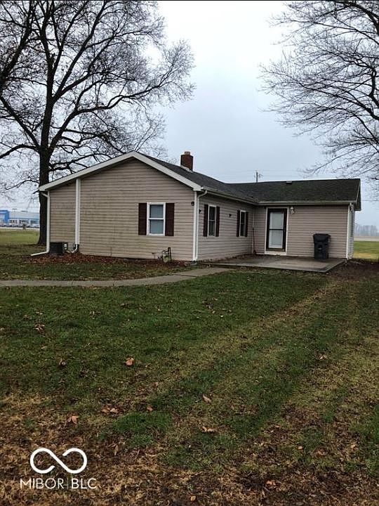 2nd image of 12600 W County Road 550 S