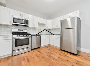155 Chelsea St APT 3A, Boston, MA 02128