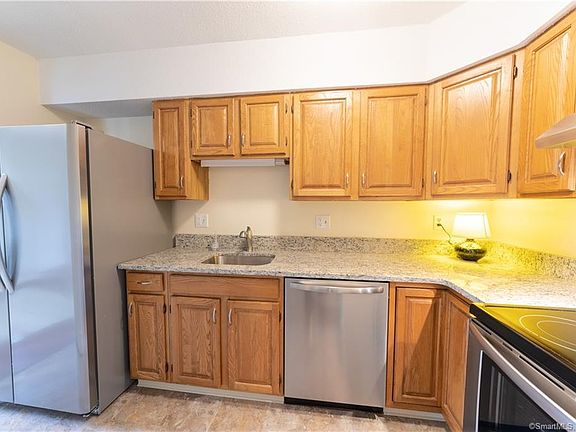 2nd image of 276 Georgetown Dr #276