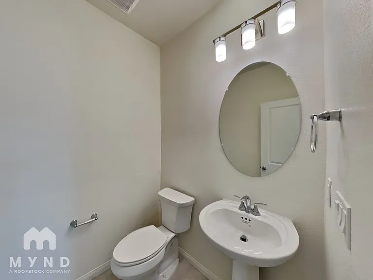 7327 Davenbury St — Photo 17