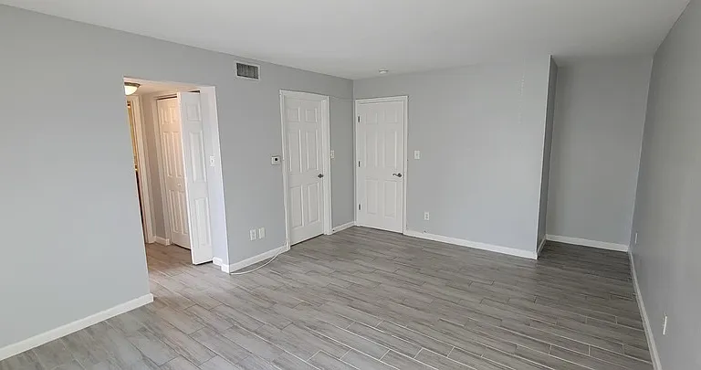237 Seahorse Dr SE #B — Photo 9