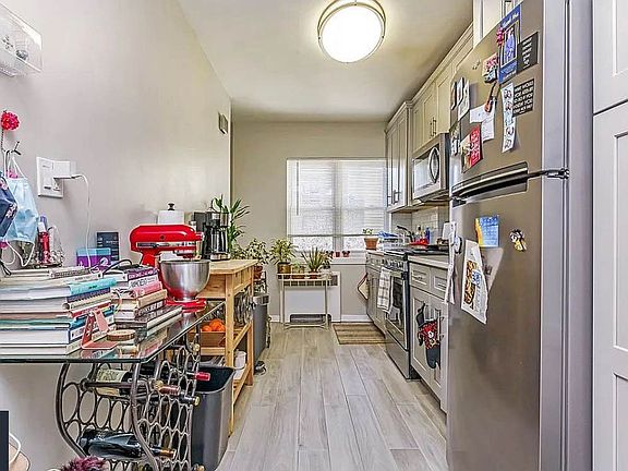 3rd image of 31-22 28th Ave #2