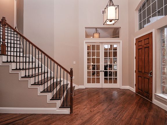 3rd image of 2801 Atwood Dr