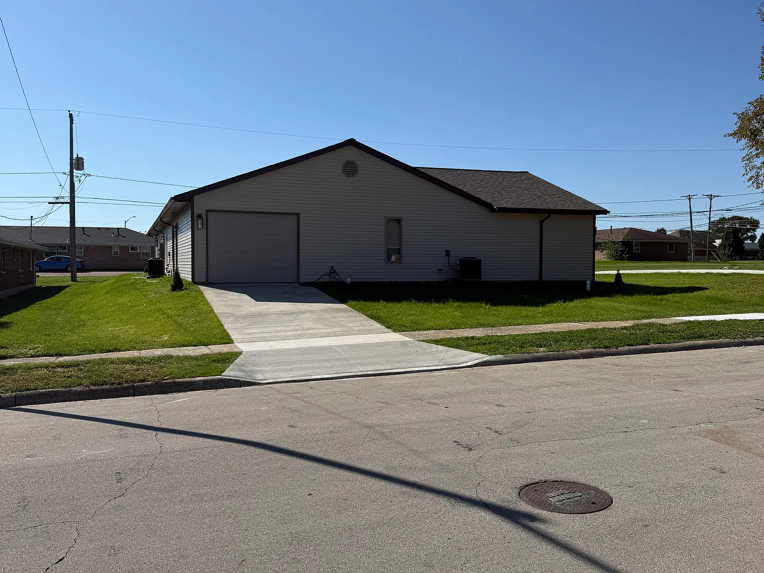 2 bed, 1.5 bath, 980 sqft, $2,000 — Photo 4