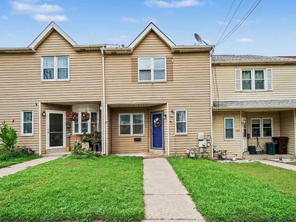 215 Coates St, Bridgeport, PA 19405