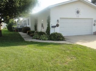 3708 E Wood Ln, Belvidere, IL 61008