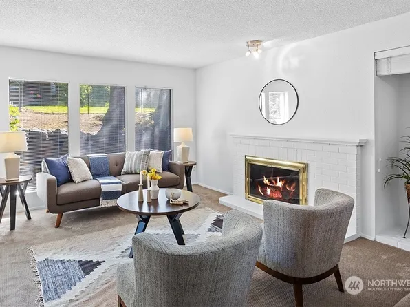 130 SW 116th Street #F13, Seattle, WA 98146