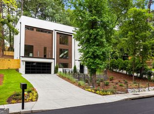 2822 Shady Valley Dr NE, Atlanta, GA 30324