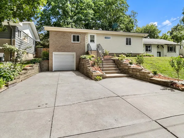 3919 Ulysses St NE, Columbia Heights, MN 55421